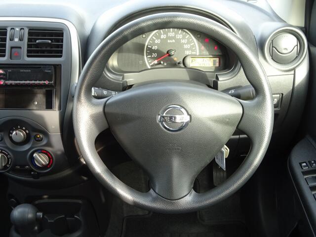 �I���b�N�X�F�蒆�ÎԂ͌��I�����㎿�Ȏ��q�݂̂����͂��v���܂��B�S�ԂɃv���̐E�l�ɂ��O�ꂵ�����O���̐��|�A�����グ�Ă���܂��B