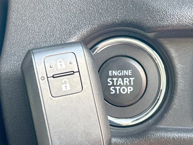 �y�L�[���X�X�^�[�g�V�X�e���z�J�o����|�P�b�g�ɓ��ꂽ�܂܂ł��h�A�̎{���E�������\�ȃX�}�[�g�L�[�𑕔��B�G���W���̃I���E�I�t�����J�M�����o���K�v����������Ƃ��Ă��֗��ł���