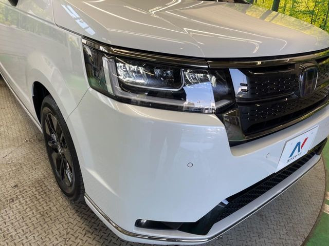 �yLED�w�b�h���C�g�z���V����ԑ��s�����ǍD�Ȏ��E���m�ۂ����S���ĉ^�]�ł��鍂�P�xLED�w�b�h���C�g�𑕔�!�_�����x�������A����d�͂��}�����Ă��܂��B