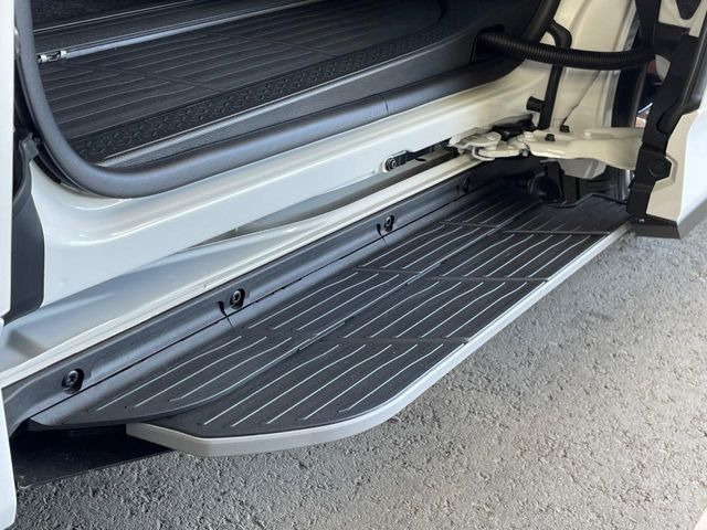 ヴォクシー1.8 ハイブリッド S-Z