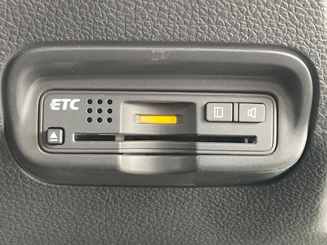 【ETC】高速道路の料金所をストレスなく通過!話題のスポットやサービスエリアに多い「スマートIC」利用時は必須のアイテムです。当店でセットアップを実施、ご納車当日からすぐにご利用いただけます!