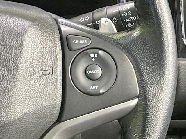 �y�N���[�Y�R���g���[���z�������H�����N���N���s�B�A�N�Z���𗣂��Ă���葬�x�ő��s���ł��A�������^�]���̕��S���y��!�����E�������ȒP�ȃX�C�b�`����Œ����ł��܂��B