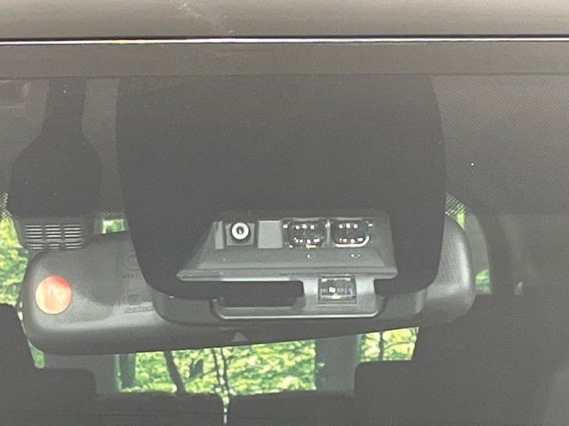 ヴォクシー1.8 ハイブリッド ZS 煌II