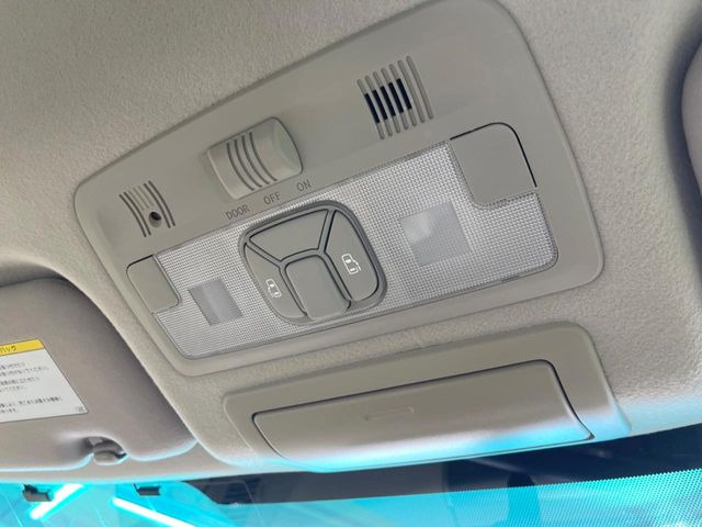 �y�����p���[�X���C�h�h�A�z�X�}�[�g�L�[��^�]�Ȃ̃X�C�b�`�Ō�ȗ����X���C�h�h�A�̊J���\���d��������͂����ăh�A���J����K�v�������A�����Ȃ��q�l�ł��ȒP�ɊJ���߂ł����K�ł���