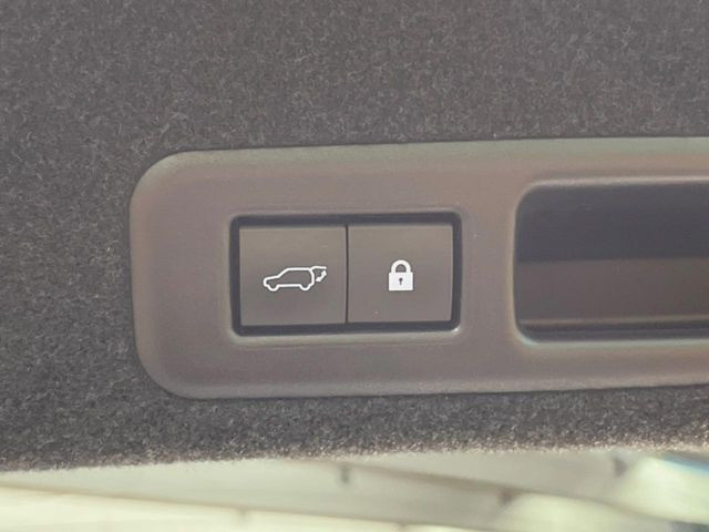 �y�p���[�o�b�N�h�A�z�X�}�[�g�L�[��^�]�Ȃ̃{�^�������������Ń��A�Q�[�g�������ŊJ���܂�!�ו��������Ă��鎞��A�����ʒu�ɂ���o�b�N�h�A��߂�ۂɕ֗��ȋ@�\�ł���