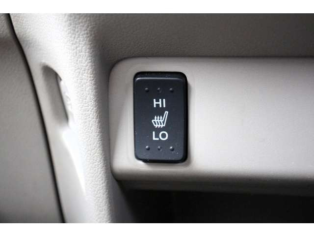 ����ȃV�[�g�q�[�^�[