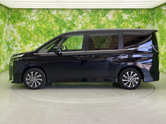 ヴォクシー1.8 ハイブリッド S-Z