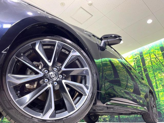 �y����18�C���`�A���~�z�C�[���z�O�ςɃ}�b�`���������A���~�z�C�[���𑕒����Ă���܂��B�e��ЊO�A���~�z�C�[����A�X�^�b�h���X�^�C�����戵�����Ă���܂��B���񂲑��k����������