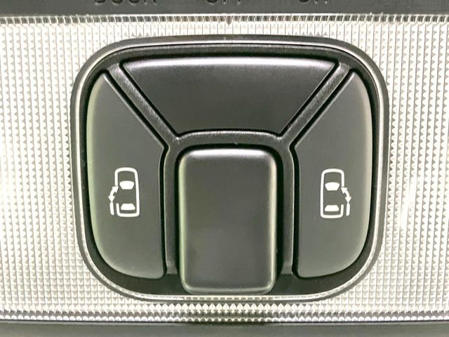 �y�����p���[�X���C�h�h�A�z�X�}�[�g�L�[��^�]�Ȃ̃X�C�b�`�Ō�ȗ����X���C�h�h�A�̊J���\���d��������͂����ăh�A���J����K�v�������A�����Ȃ��q�l�ł��ȒP�ɊJ���߂ł����K�ł���