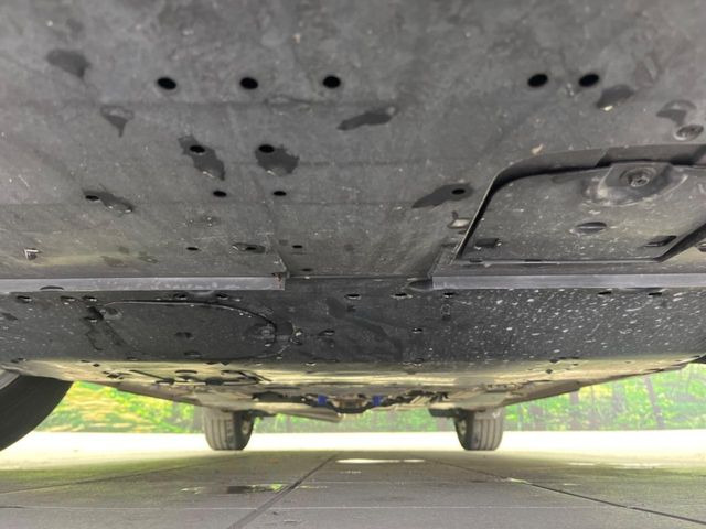 下回りがきれいなうちに、防錆加工の施工がオススメ。降雪地域はもちろん、沿岸部にお住いの方や、趣味でマリン・ウィンタースポーツをされる方にご好評いただいております。