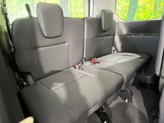 3��ڃV�[�g�͂�������ԗǍD����l�ł��������ƍ����Ē����܂��̂ŁA��l���ł̂��o���������N���N�ł��􂲉Ƒ��ŁA�C�̒m�ꂽ���ԂŁA�h���C�u�ɍs���̂��y���݂ł��ˁ�