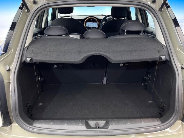 ���g�����N���[��:����L������e�X�y�[�X!���ꂾ���̍L��������΂��������⃌�W���[�Ȃǂɂ��œK�ł�!�g�p�������Ȃ����ꂢ�ȏ�Ԃ��ێ����Ă���܂��B