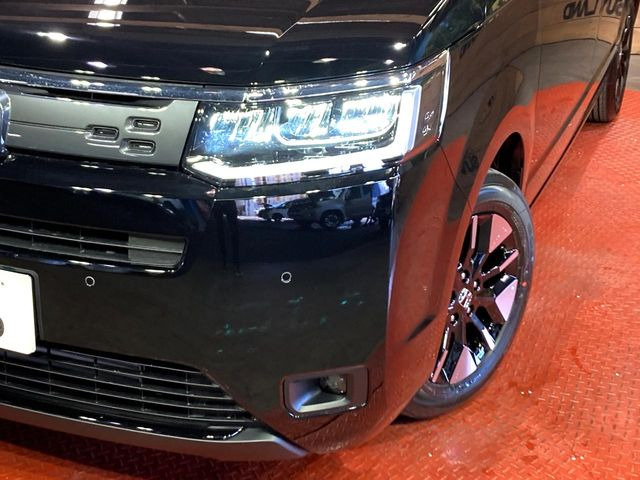 �yLED�w�b�h���C�g�z���V����ԑ��s�����ǍD�Ȏ��E���m�ۂ����S���ĉ^�]�ł��鍂�P�xLED�w�b�h���C�g�𑕔�!�_�����x�������A����d�͂��}�����Ă��܂��B