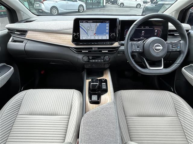 ノートオーラ1.2 G レザーエディション