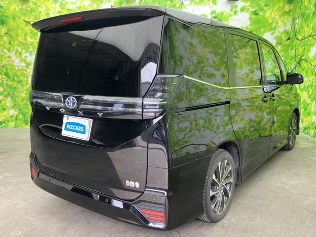 ヴォクシー1.8 ハイブリッド S-Z