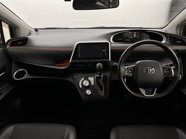 シエンタ1.5 G クエロ