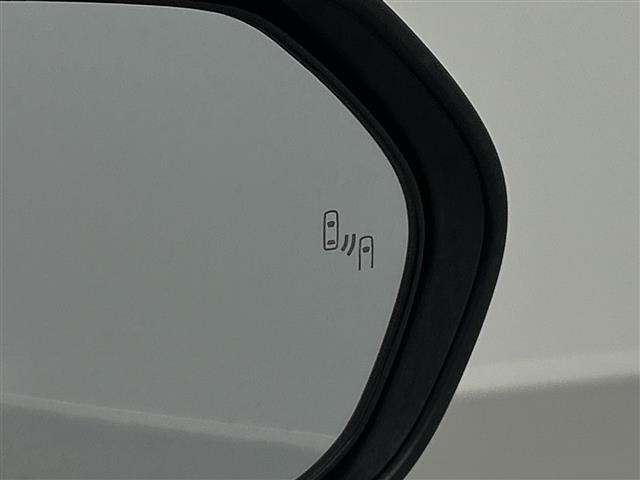 プリウス1.8 A E-Four 4WD