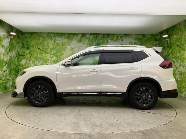 エクストレイル2.0 20Xi レザーエディション