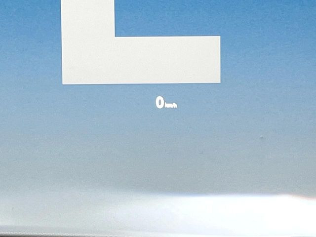 ���w�b�h�A�b�v�f�B�X�v���C:���݂̑��x�⑖�s�����f�W�^���\���ŉ^�]�ȑO���̃K���X�ɓ��e!�^�]���A���������炳���K�v�ȏ����m�F�ł���̂łƂ��Ă��֗��ň��S!