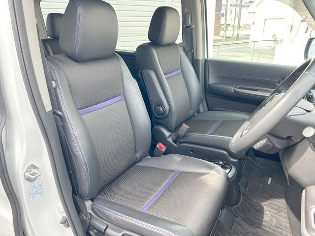 �^�]�Ȃ܂��ɂ͏\���ȃX�y�[�X������A�啿�ȕ��ł��������^�]���Ă�����������ł��B