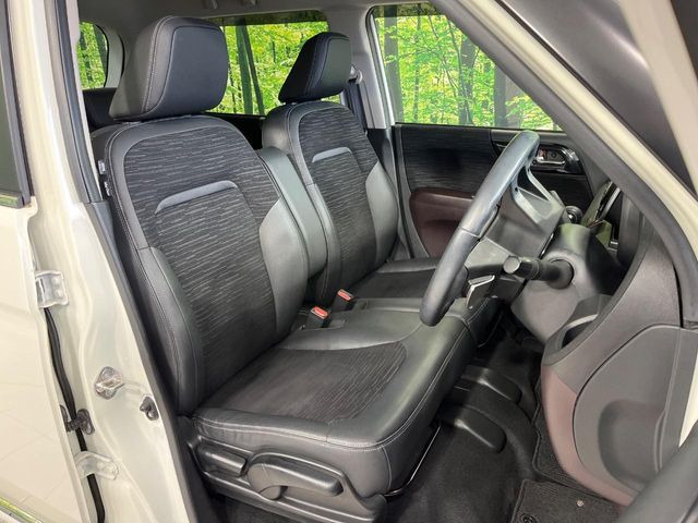 �y�n�[�t���U�[�V�[�g�z�������ƍ���S�n�𗼗������l�C�̃V�[�g���w�ʁE���ʂ̃t�@�u���b�N�f�ނ́A�ʋC���̗ǂ��⊊��ɂ����ɗD��Ă��܂��B�C���╞���ɍ��E���ꂸ���K�ɂ���肢�������܂��B