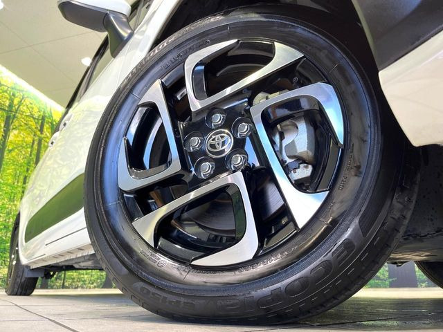 �y����15�C���`�A���~�z�C�[���z�O�ςɃ}�b�`���������A���~�z�C�[���𑕒����Ă���܂��B�e��ЊO�A���~�z�C�[����A�X�^�b�h���X�^�C�����戵�����Ă���܂��B���񂲑��k����������