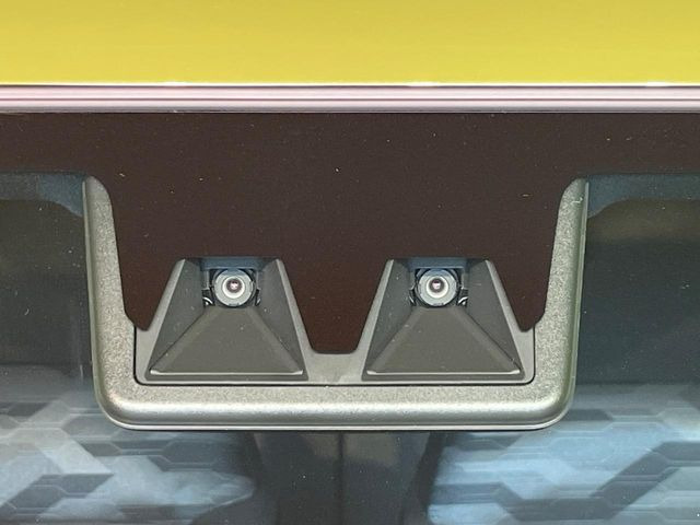 �y�X�}�[�g�A�V�X�g�z���s���ɑO���̎ԗ�����F�����A�Փ˂������Ȏ��͌x��ƃu���[�L�ŏՓˉ���Ɣ�Q�y�����A�V�X�g�B�����S�Ƀh���C�u�����y���݂��������܂��B