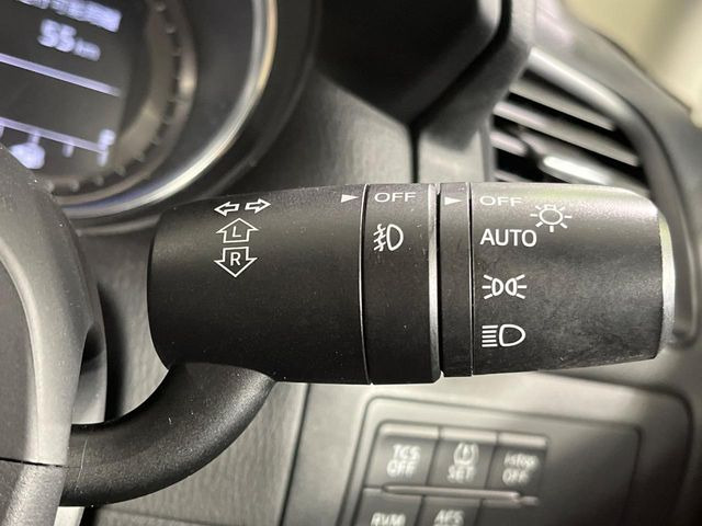 �y�I�[�g���C�g�z����̖��邳�ɉ����Ď����Ńw�b�h���C�g�̓_���E�������ł���@�\�ł�!���C�g�̕t���Y��E�����Y��Ȃǂ������Ȃ�A�J�̓���[���̑��s�����S!�g���l���ʉߎ����֗��ł��ˁ�