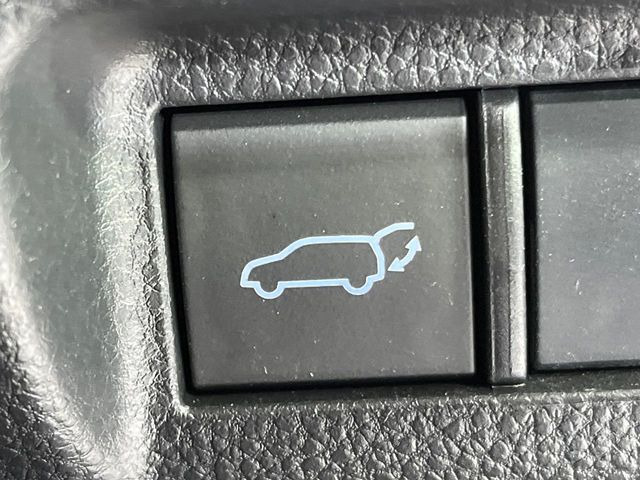 �y�p���[�o�b�N�h�A�z�X�}�[�g�L�[��^�]�Ȃ̃{�^�������������Ń��A�Q�[�g�������ŊJ���܂�!�ו��������Ă��鎞��A�����ʒu�ɂ���o�b�N�h�A��߂�ۂɕ֗��ȋ@�\�ł���