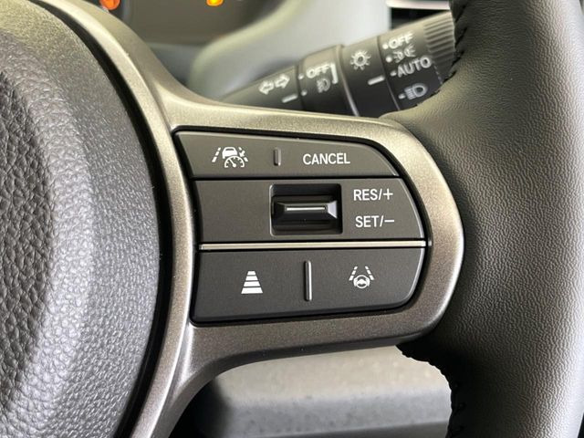 �y�A�_�v�e�B�u�N���[�Y�R���g���[���z�������H�ł̒��������s���y��!!�����ő��x��ۂN���[�Y�R���g���[�����A�Փˌy���V�X�e���ƘA�g���A�O���̎ԗ������m���ĎԊԂ�ۂ悤�ɑ��x���߂��Ă���܂�!!