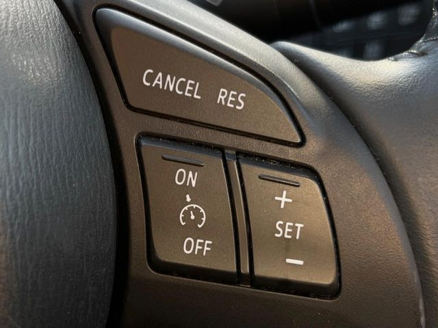 �y�N���[�Y�R���g���[���z�������H�����N���N���s�B�A�N�Z���𗣂��Ă���葬�x�ő��s���ł��A�������^�]���̕��S���y��!�����E�������ȒP�ȃX�C�b�`����Œ����ł��܂��B