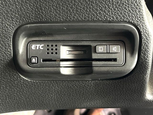 【ETC】高速道路の料金所をストレスなく通過!話題のスポットやサービスエリアに多い「スマートIC」利用時は必須のアイテムです。当店でセットアップを実施、ご納車当日からすぐにご利用いただけます!