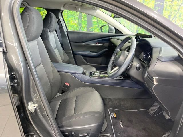 �^�]�Ȃ܂��ɂ͏\���ȃX�y�[�X������A�啿�ȕ��ł��������^�]���Ă�����������ł��B