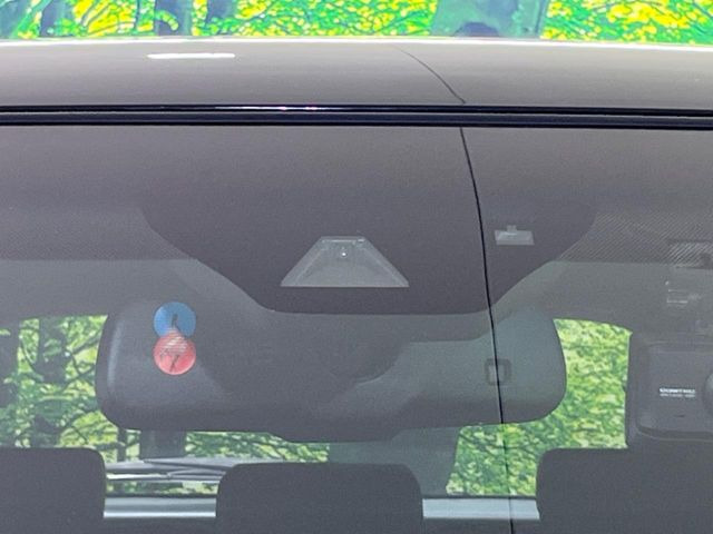 �y�v���N���b�V���Z�[�t�e�B�z�O���̎ԗ��������m���A�Փ˂������Ȏ��͌x��Œ��ӂ𑣂��A�u���[�L�𓥂ޗ͂��T�|�[�g�B�u���[�L�𓥂߂Ȃ������ꍇ�͏Փ˔�Q�y���u���[�L���쓮�A�Փˉ�����T�|�[�g���܂��B