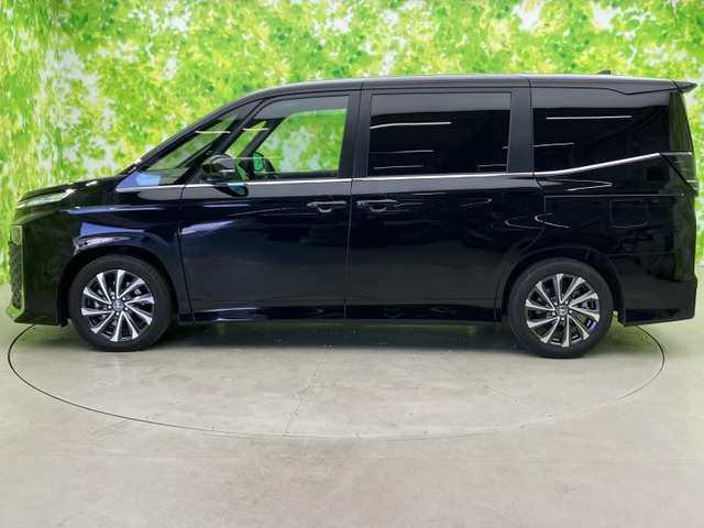 ヴォクシー1.8 ハイブリッド S-Z