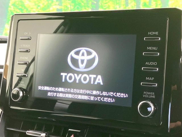 �y�f�B�X�v���C�I�[�f�B�I�z���ʂ̃f�B�X�v���C��AppleCarPlay��AndroidAuto�����p�\�B�傫�ȉ�ʂŃX�}�z�i�r�A�v���������p���������܂���