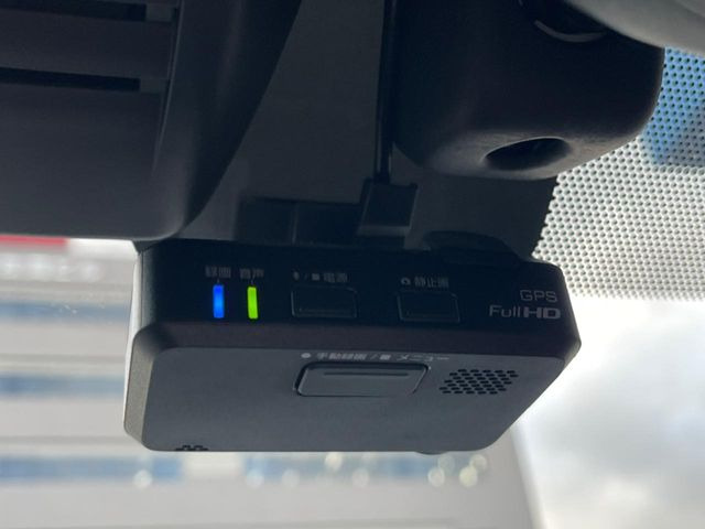 �y�h���C�u���R�[�_�[�z�h���C�u���R�[�_�[����!���s���͂������A������^�]�⎖�̂ɑ��������ہA�f���ŋL�^���A����̃��X�N�ɔ����܂��B���L�^�pSD�J�[�h�͂��q�l�����g�ł��������������K�v������܂��B