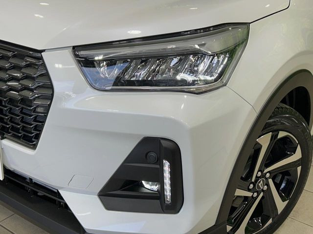 �yLED�w�b�h���C�g�z���V����ԑ��s�����ǍD�Ȏ��E���m�ۂ����S���ĉ^�]�ł��鍂�P�xLED�w�b�h���C�g�𑕔�!�_�����x�������A����d�͂��}�����Ă��܂��B