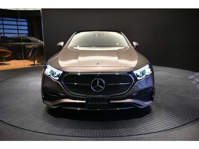 EクラスE200 アバンギャルド AMGラインパッケージ (ISG)