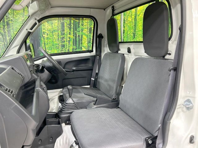 �^�]�Ȃ܂��ɂ͏\���ȃX�y�[�X������A�啿�ȕ��ł��������^�]���Ă�����������ł��B