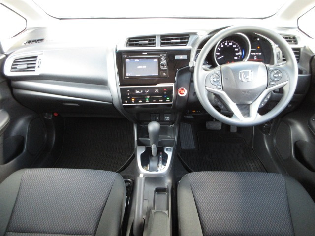 フィット1.3 13G Fパッケージ コンフォートエディション