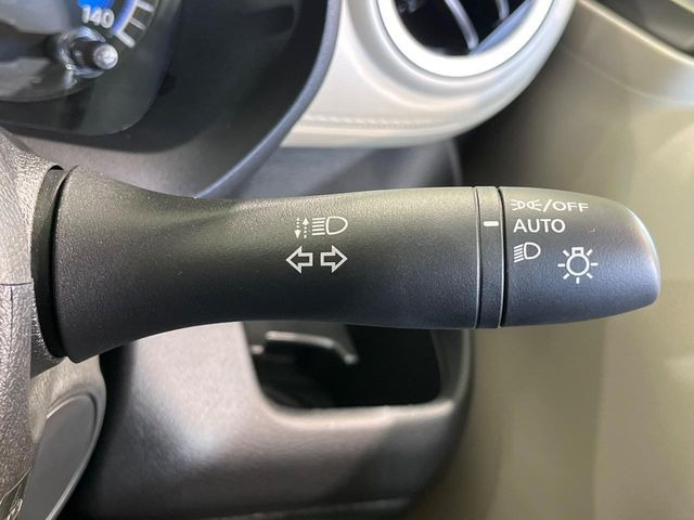 �y�I�[�g���C�g�z����̖��邳�ɉ����Ď����Ńw�b�h���C�g�̓_���E�������ł���@�\�ł�!���C�g�̕t���Y��E�����Y��Ȃǂ������Ȃ�A�J�̓���[���̑��s�����S!�g���l���ʉߎ����֗��ł��ˁ�