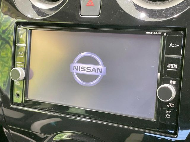 �y�����i�r�z�l�C�̏����i�r�𑕔����Ă���܂��B�i�r�̎g���₷���͂������A�I�[�f�B�I�@�\���[��!�L�����v�◷�s�͂������A�ʋ΂┃�����ȂǕ��i�̃h���C�u���y�����Ȃ�͂���