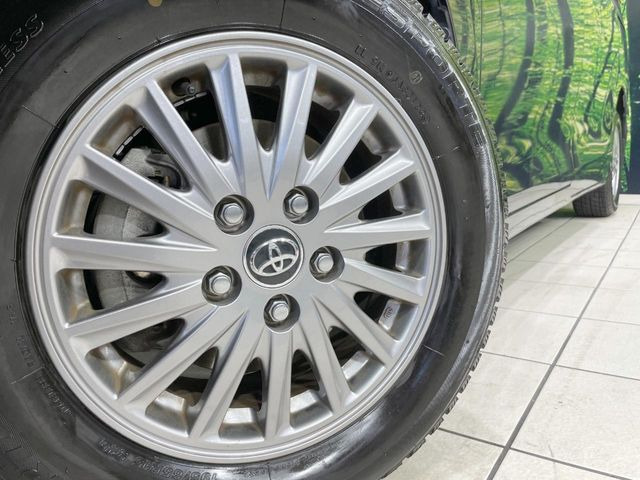 �y����15�C���`�A���~�z�C�[���z�O�ςɃ}�b�`���������A���~�z�C�[���𑕒����Ă���܂��B�e��ЊO�A���~�z�C�[����A�X�^�b�h���X�^�C�����戵�����Ă���܂��B���񂲑��k����������