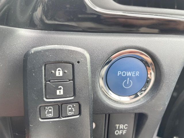 �y�X�}�[�g�L�[�z�J�o����|�P�b�g�ɓ��ꂽ�܂܂ł��h�A�̎{���E�������\�ȃX�}�[�g�L�[�𑕔��B�G���W���̃I���E�I�t�����J�M�����o���K�v����������Ƃ��Ă��֗��ł���