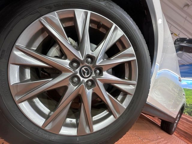 �y����19�C���`�A���~�z�C�[���z�O�ςɃ}�b�`���������A���~�z�C�[���𑕒����Ă���܂��B�e��ЊO�A���~�z�C�[����A�X�^�b�h���X�^�C�����戵�����Ă���܂��B���񂲑��k����������