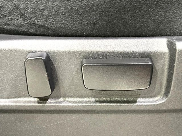 �y�p���[�V�[�g�z�X�C�b�`��ŊȒP�ɃV�[�g�̔��������\!�d��������͂�����܂���!���K�ȃV�[�g�|�W�V�����ɃZ�b�g���āA���K�ȃh���C�u�����y���݂��������B