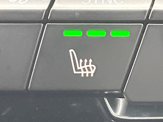 ���t�����g�V�[�g�q�[�e�B���O:�^�]�ȁE����ȋ��ɎO�i�K�Œ��߂��\�ȃV�[�g�q�[�^�[�𑕔����Ă���܂��B�G�߂��킸���K�ɂ��g�p���������܂��B