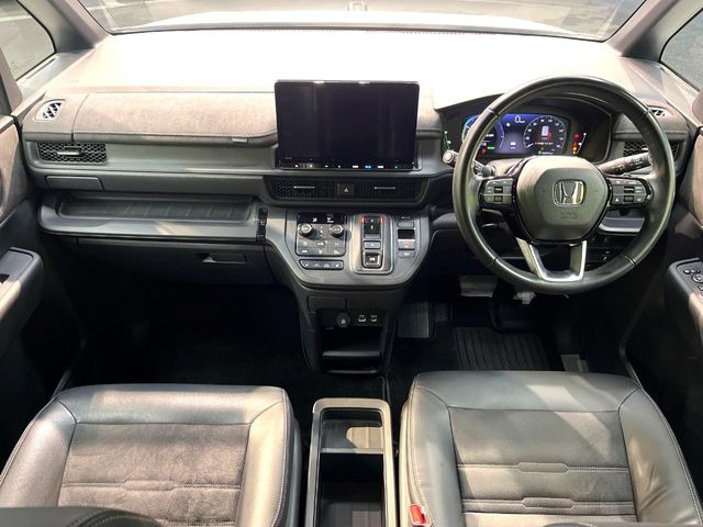 ステップワゴン2.0 e:HEV スパーダ プレミアムライン