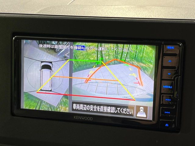 �y�}���`�A���E���h���j�^�[�z��p�̃J�����ɂ��A�ォ�猩���낵���悤�Ȏ��_��360�x�N���}�̎��͂��m�F���邱�Ƃ��ł��܂������p�������m�F���₷���A�����ꏊ�ł̐؂�Ԃ��⒓�Ԃ��X���[�Y�ɍs���܂��B